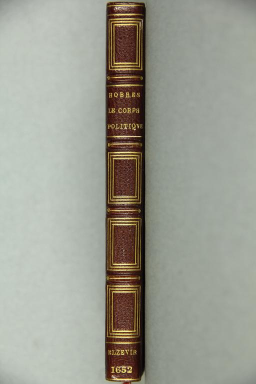 Le corps politique ou les éléments de la loy morale et civile avec des réflexions sur la loy de nature, sur les sermens, les pacts & les diverses sortes de gouvernemens, leurs changemens & leurs révolutions