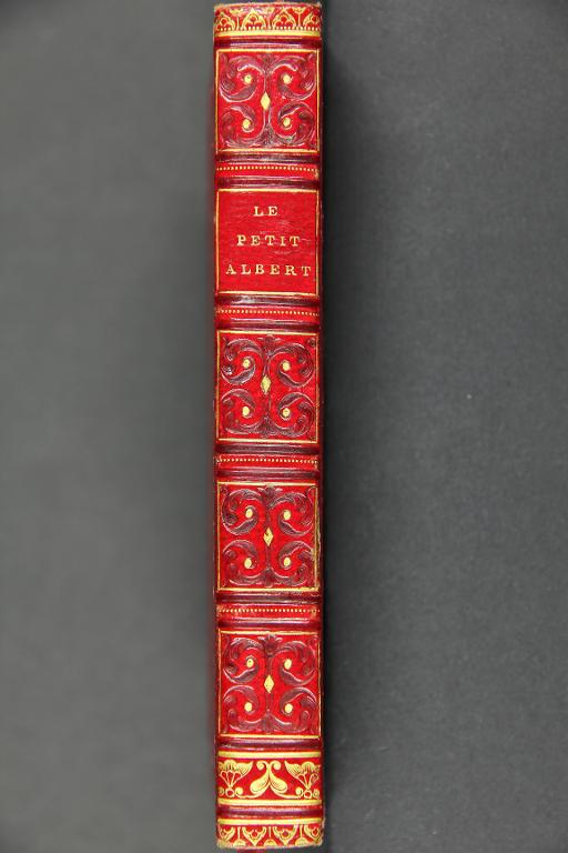 Secrets merveilleux de la magie naturelle et cabalistique du Petit Albert